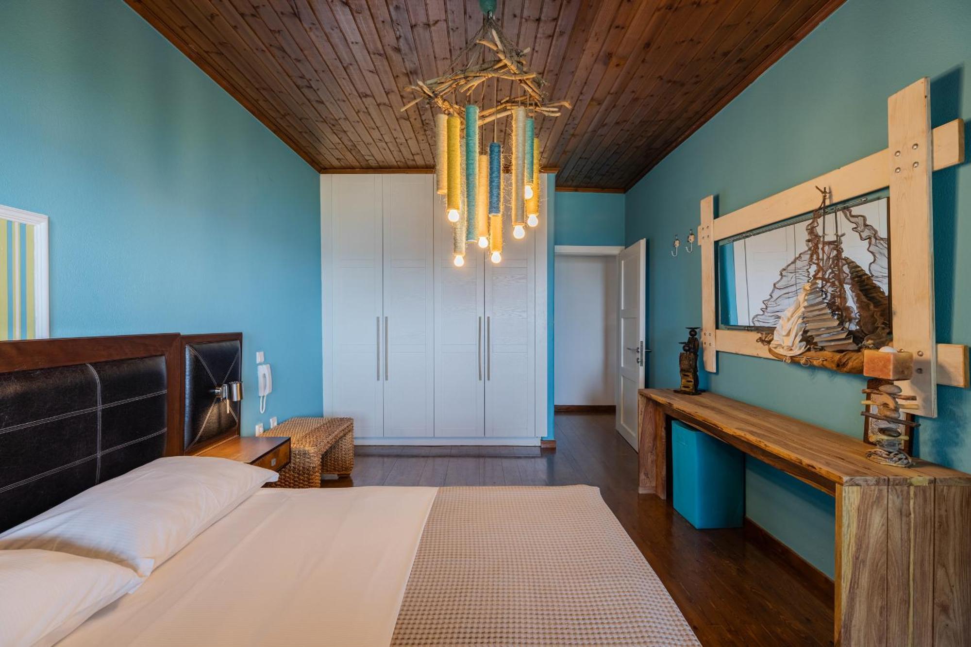 Efharis Beachfront Villa Platamonas Exterior foto